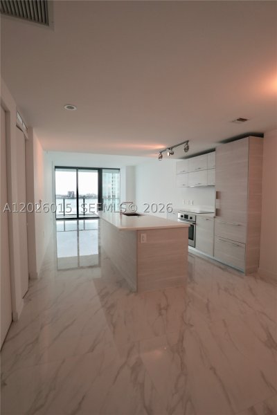 Apartment for rent at Paraiso Bay Miami 1906