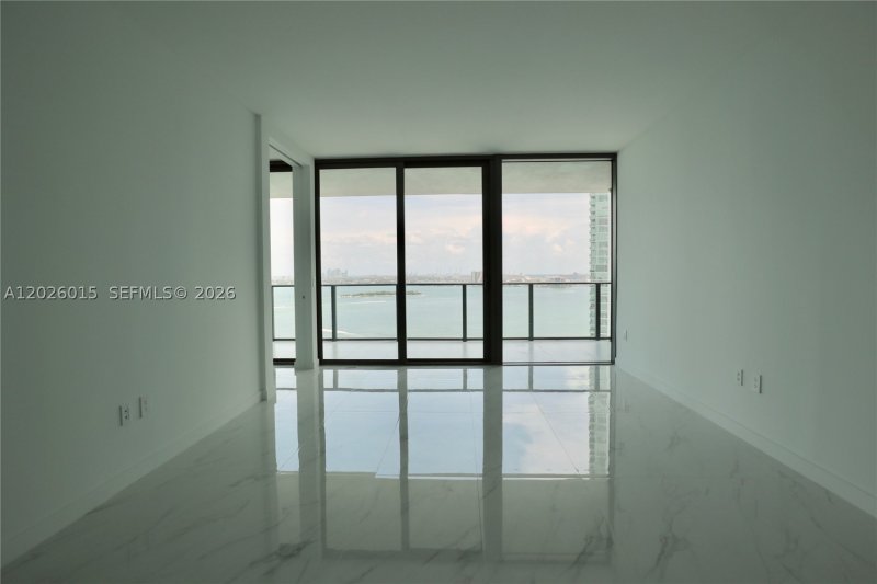 Apartment for rent at Paraiso Bay Miami 1906