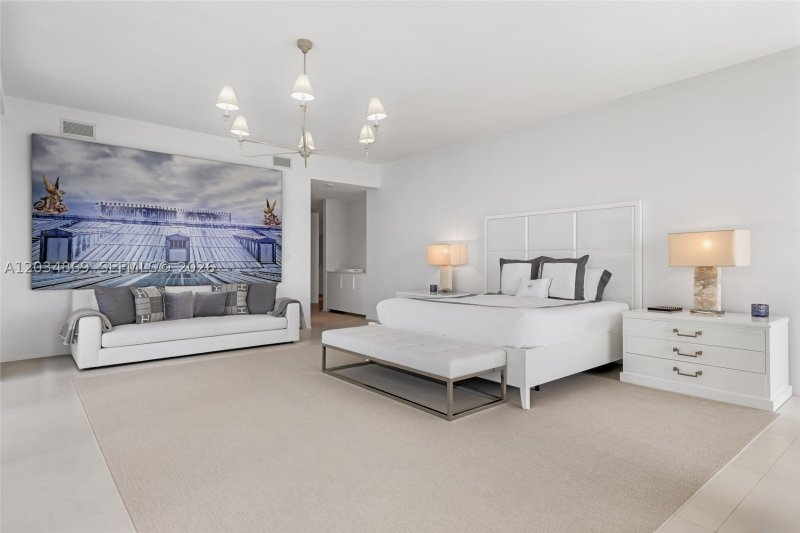 Comprar apartamento en One Thousand Museum 3701