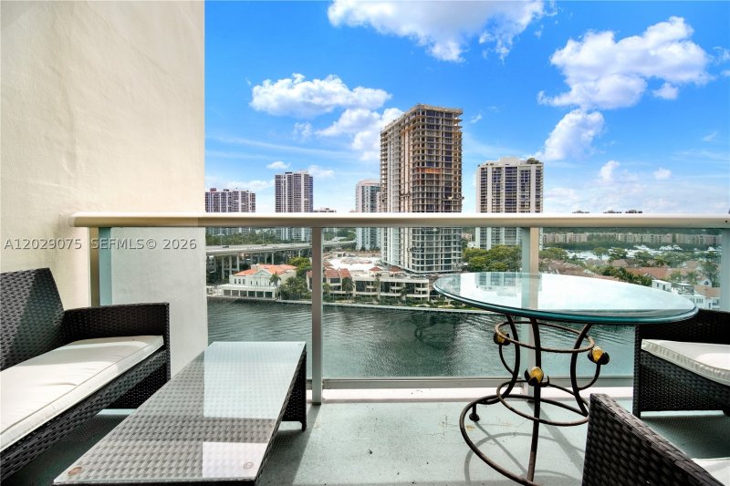 Comprar apartamento no Ocean View 1419