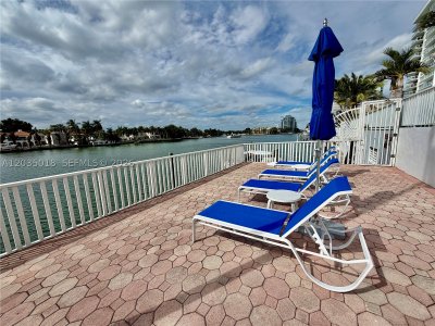 Comprar apartamento en Seacoast 5700 14M
