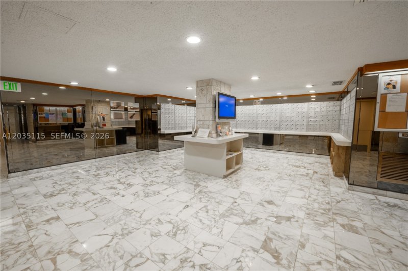 Comprar apartamento en Winston Towers 702