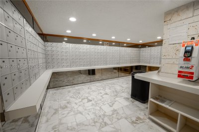 Comprar apartamento en Winston Towers 702