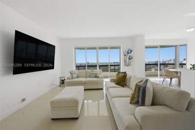 Aluguel de apartamento no Mystic Pointe 400 PH5