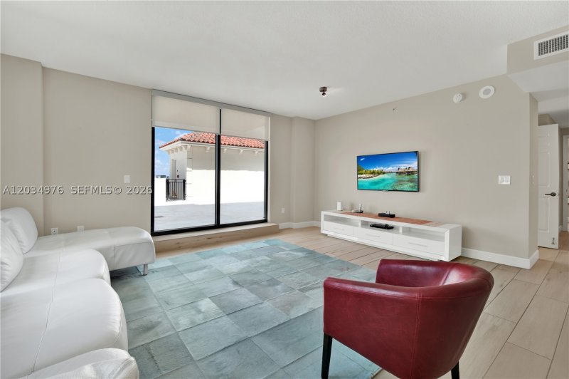 Condo for sale at 1300 Ponce 901