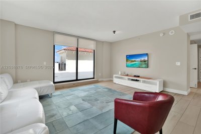 Comprar apartamento en 1300 Ponce 901