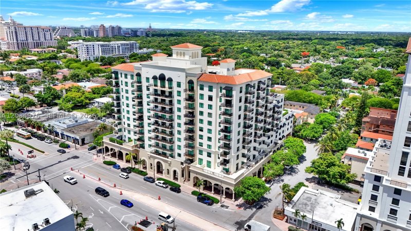 Condo for sale at 1300 Ponce 901