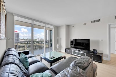 Alquiler de apartamento en Beach Club One 1907