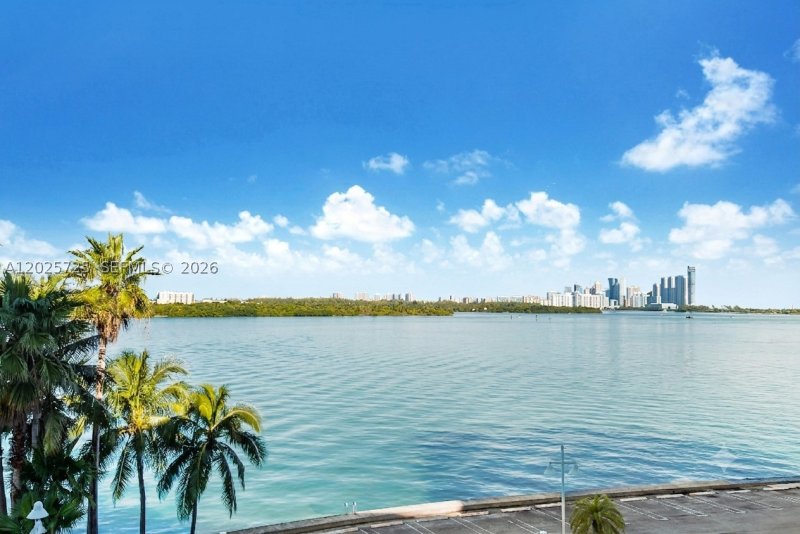 Alquiler de apartamento en Island Pointe 4R