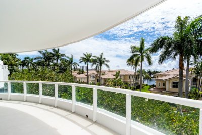 Aluguel de apartamento no Atlantic Three at The Point 305