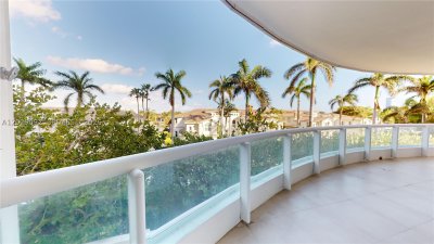 Aluguel de apartamento no Atlantic Three at The Point 305
