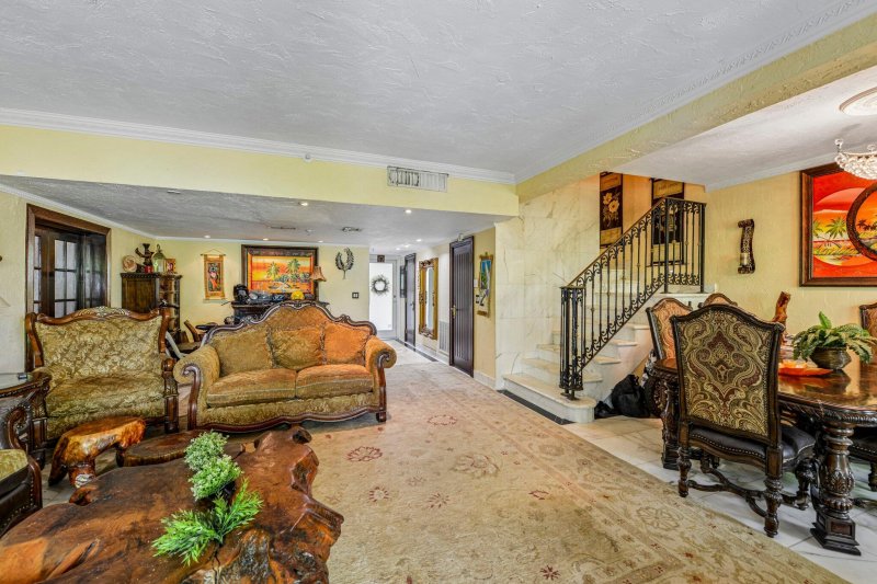 Comprar apartamento en Poinciana Island 1710