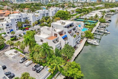 Comprar apartamento en Poinciana Island 1710