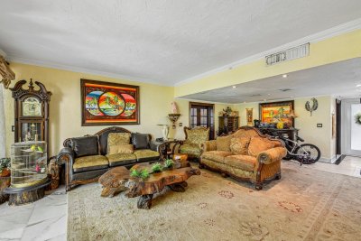 Comprar apartamento en Poinciana Island 1710