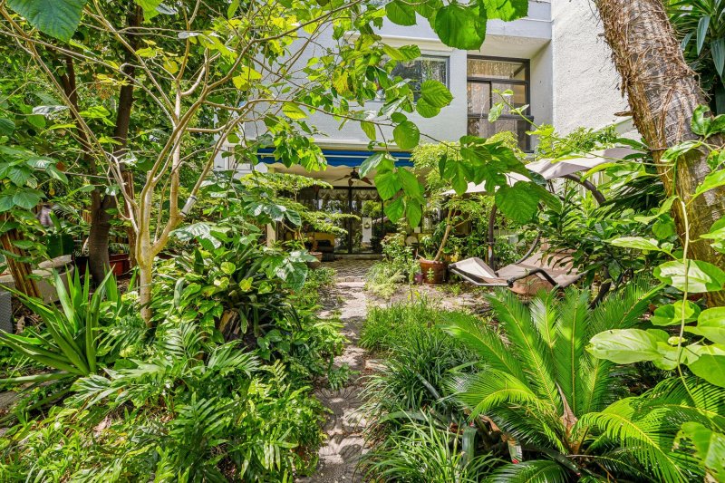 Comprar apartamento en Poinciana Island 1710
