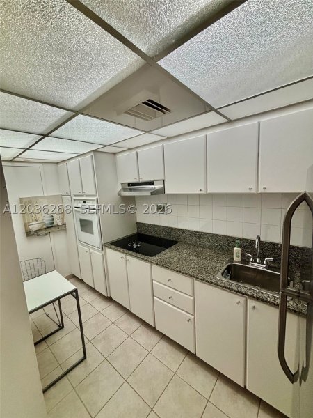 Apartment for rent at Mirador 822