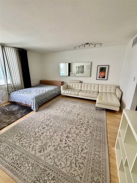 Apartment for rent at Mirador 822