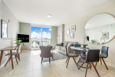 Comprar apartamento en Quadro Miami Design District S-1110
