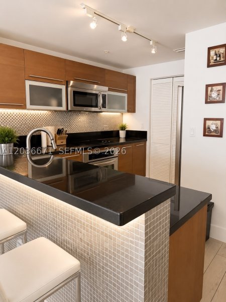 Condo for sale at Vizcayne South Tower 3004