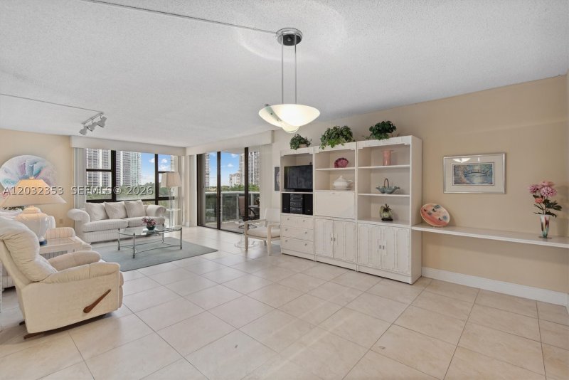 Condo for sale at El Dorado 603