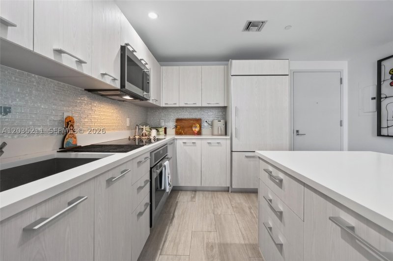 Property photo # 9