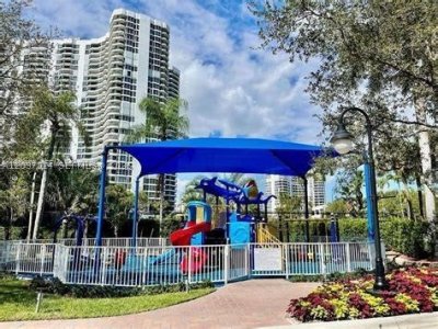 Aluguel de apartamento no Mystic Pointe 400 2306