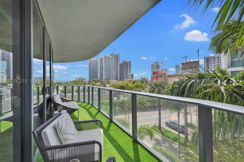 Apartment for rent at Hyde Midtown L304