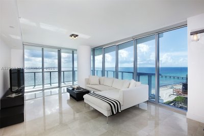 Aluguel de apartamento no Jade Beach 1201
