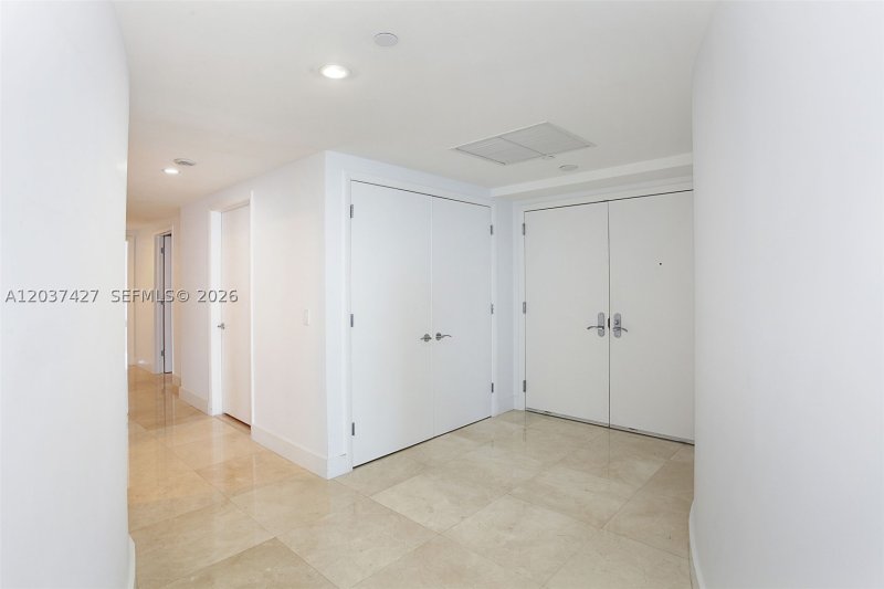 Apartment for rent at Jade Beach 1201