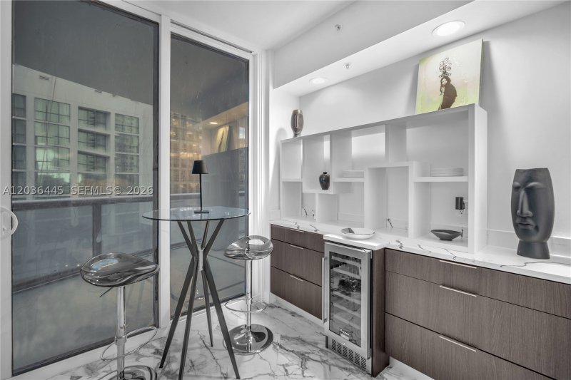 Condo for sale at Las Olas River House 1207