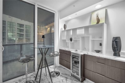 Comprar apartamento en Las Olas River House 1207