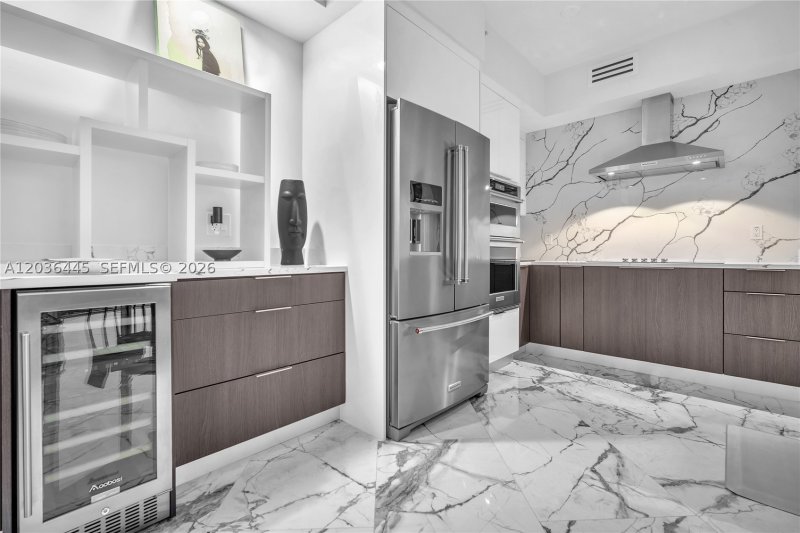 Condo for sale at Las Olas River House 1207