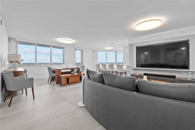 Condo for sale at Burleigh House 1216