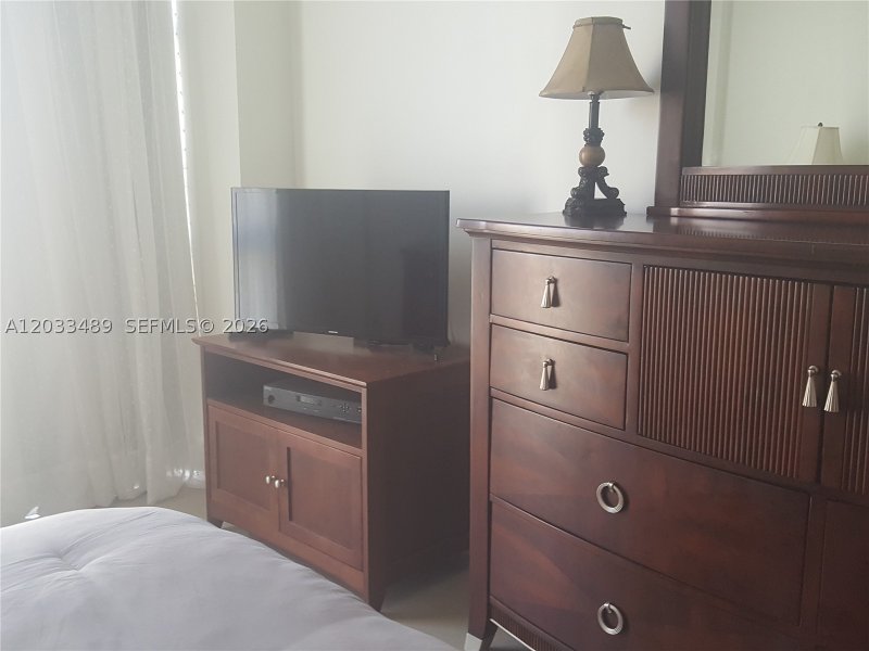 Comprar apartamento en Plaza of the Americas 608
