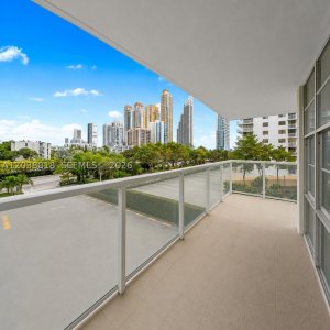 Comprar apartamento no Winston Towers 404