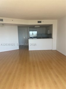 Alquiler de apartamento en Turnberry On The Green 611