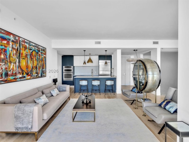 Apartment for rent at Brickell House Condo 4202