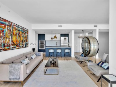 Alquiler de apartamento en Brickell House Condo 4202