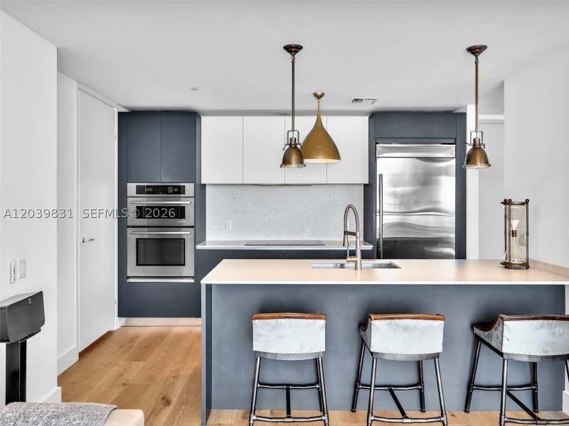 Apartment for rent at Brickell House Condo 4202