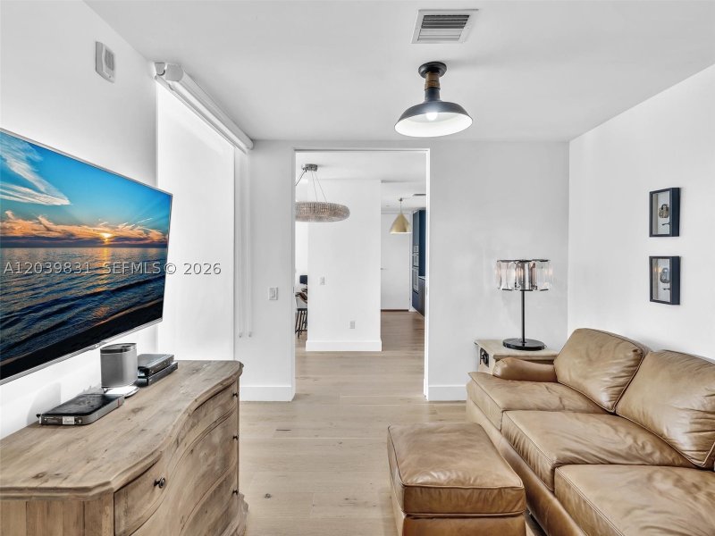 Apartment for rent at Brickell House Condo 4202