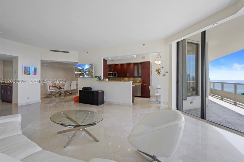 Apartment for rent at Terraces Of Turnberry TS8