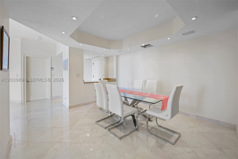 Apartment for rent at Terraces Of Turnberry TS8