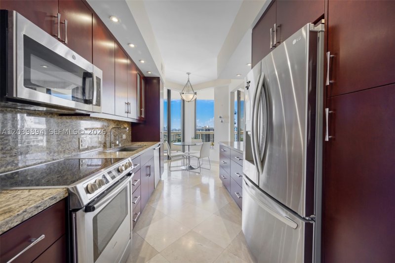 Apartment for rent at Terraces Of Turnberry TS8