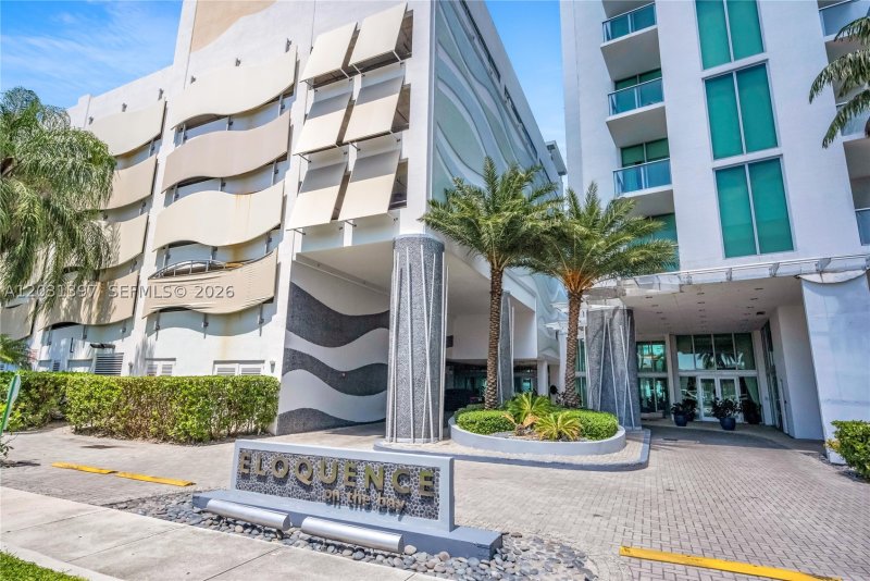Comprar apartamento en Eloquence on the Bay 1804