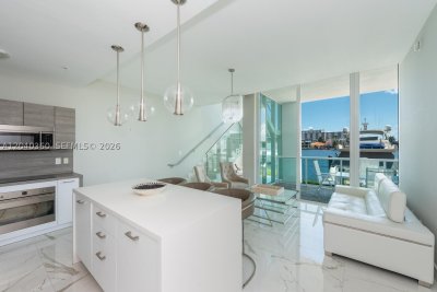 400 Sunny Isles Apt #104