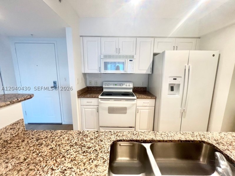 Aluguel de apartamento no Mark on Brickell 807