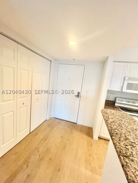 Aluguel de apartamento no Mark on Brickell 807