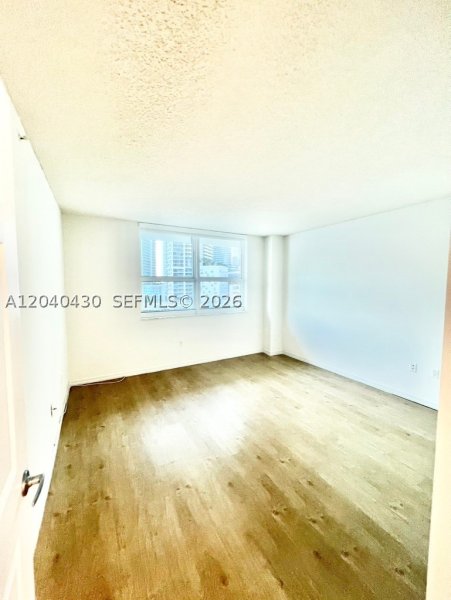 Aluguel de apartamento no Mark on Brickell 807