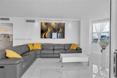 Aluguel de apartamento no The Hemispheres 14F(availaba