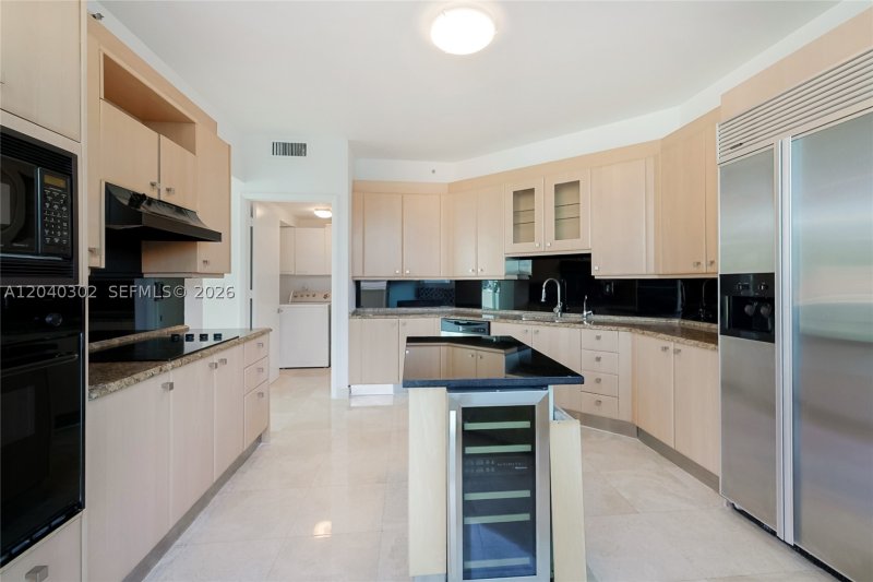 Apartment for rent at Portofino Tower 405